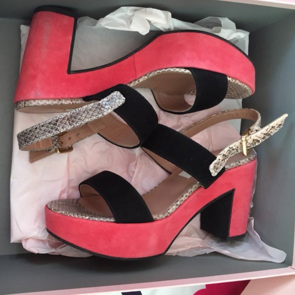 L'Autre Chose Slingback Platform sandal 38, coral, black. snakeskin